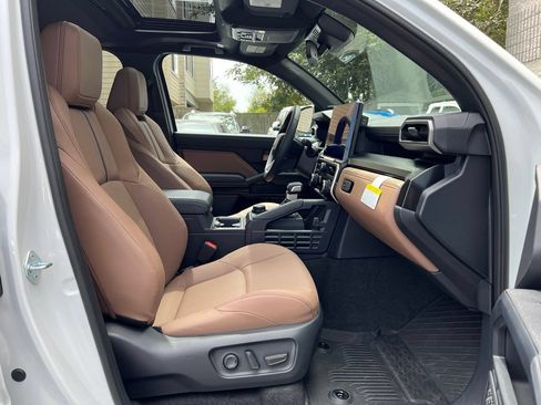 New 2026 Toyota 4Runner Limited AWD/4WD image 20