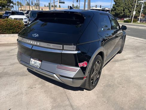 Used 2024 Hyundai Ioniq 5 Limited image 5