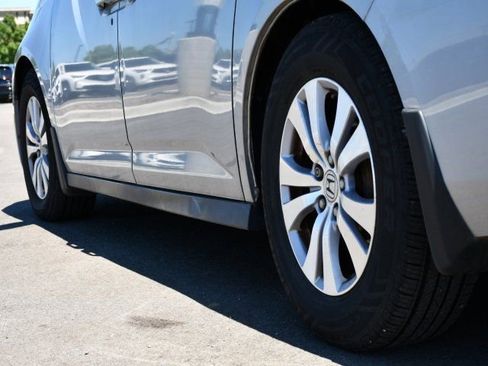 Used 2016 Honda Odyssey EX-L image 9