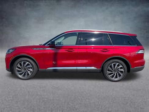 New 2026 Lincoln Aviator AWD image 2