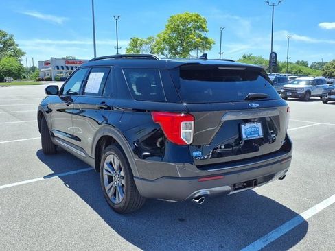Certified 2024 Ford Explorer XLT w/ Equipment Group 202A AWD/4WD image 3