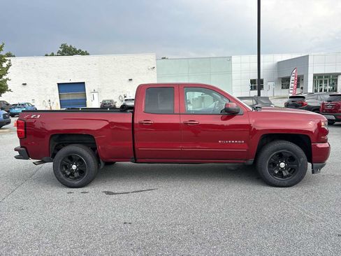 Used 2019 Chevrolet Silverado 1500 LT w/ All Star Edition AWD/4WD image 5