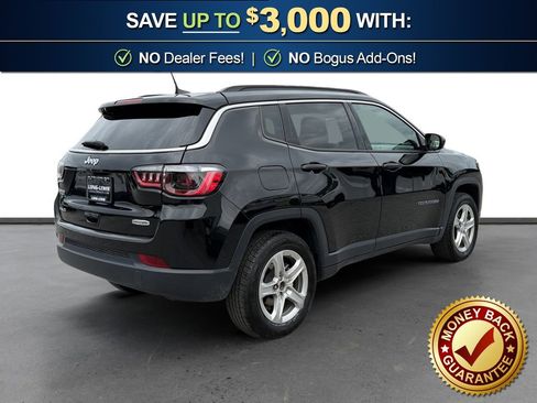 Used 2024 Jeep Compass Latitude AWD/4WD image 7