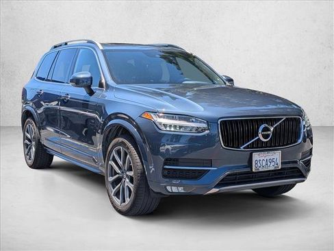 Used 2019 Volvo XC90 T5 Momentum w/ Protection Package AWD/4WD image 3