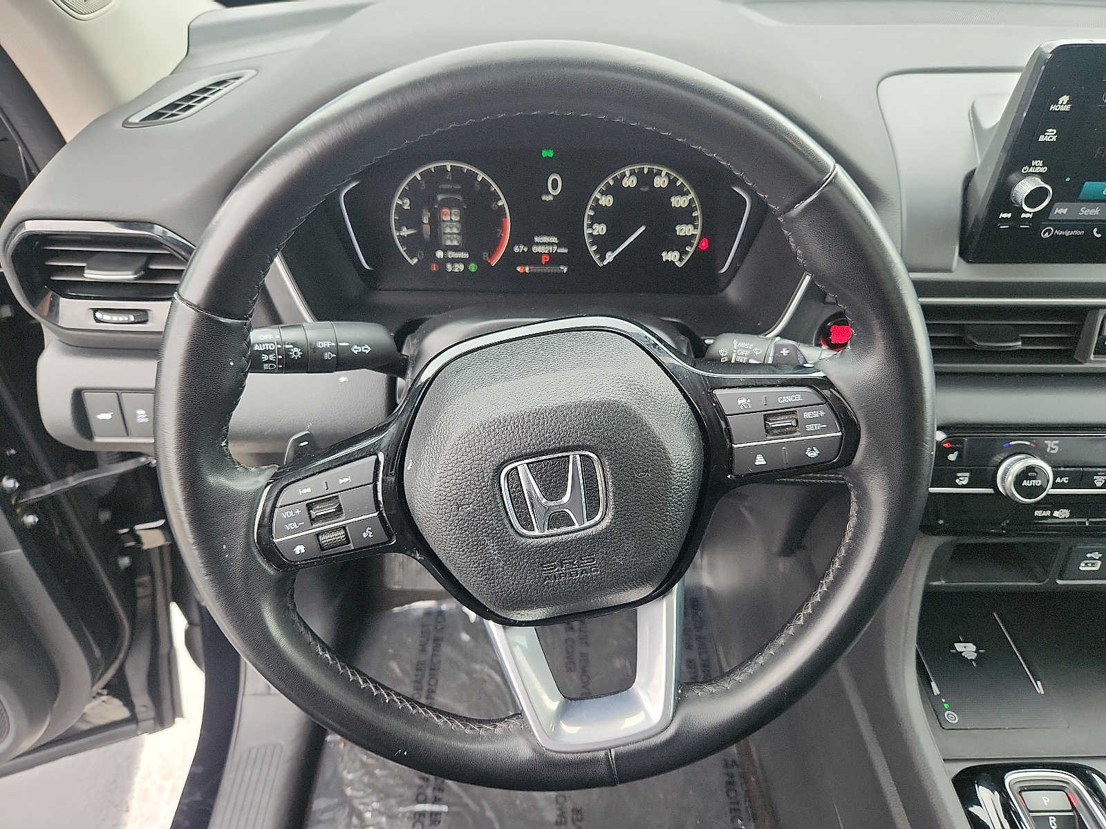 Certified 2023 Honda Pilot Touring image 19