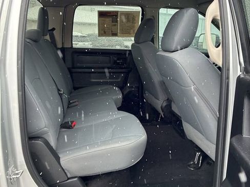 Used 2018 RAM 2500 Tradesman w/ Chrome Appearance Group image 12