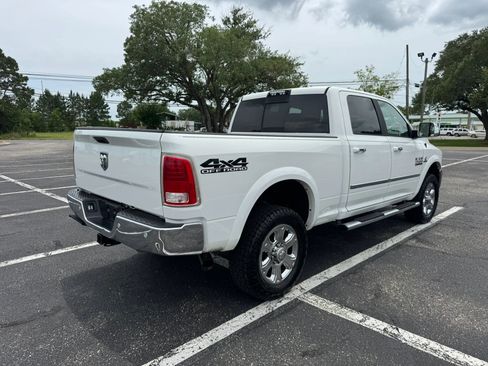 Used 2018 RAM 2500 Laramie AWD/4WD image 6