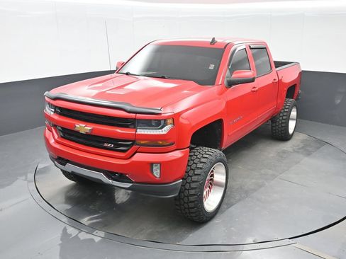 Used 2018 Chevrolet Silverado 1500 LT w/ All Star Edition AWD/4WD image 16