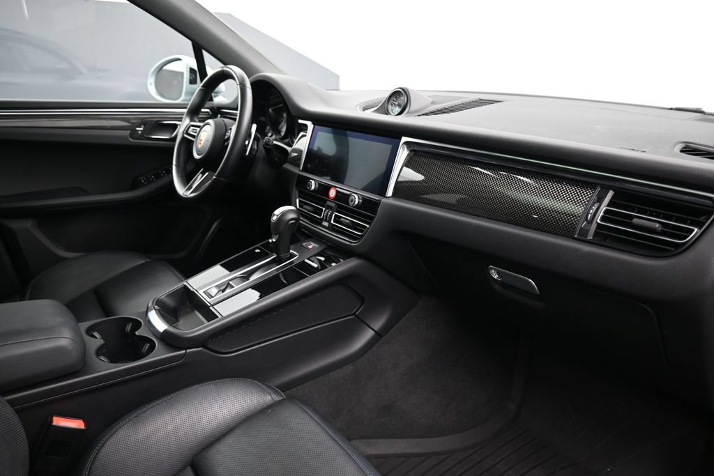 Certified 2023 Porsche Macan S AWD/4WD image 14