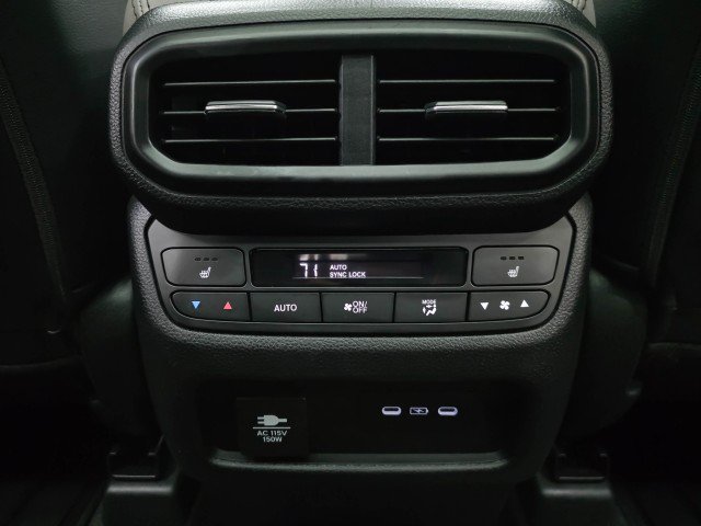 Used 2024 Honda Pilot Elite image 22