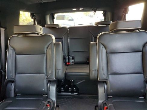 Used 2021 GMC Yukon SLT w/ SLT Premium Package image 58