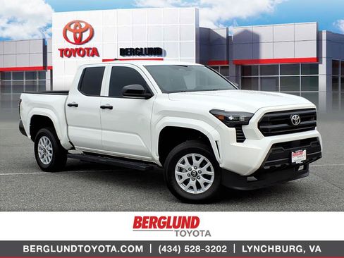 Used 2024 Toyota Tacoma SR AWD/4WD image 1