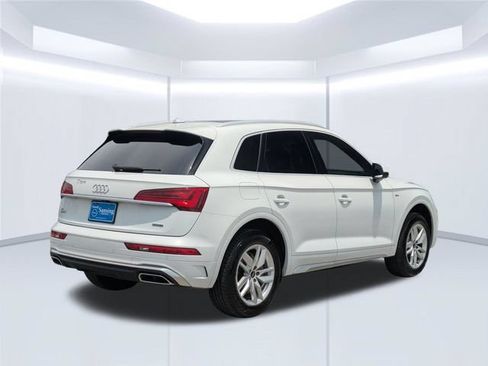 Used 2022 Audi Q5 2.0T Premium AWD/4WD image 6