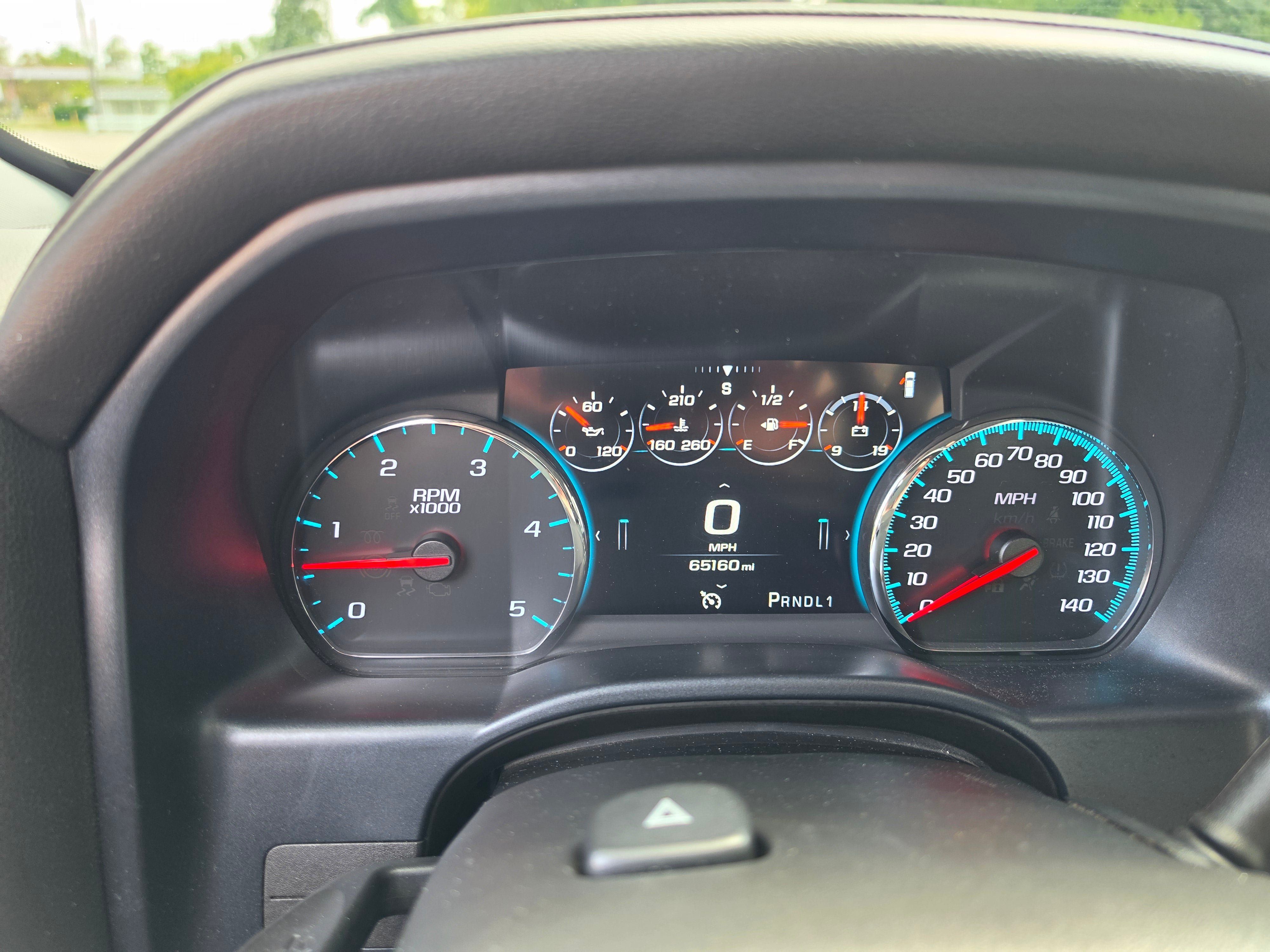 Used 2018 GMC Sierra 2500 Denali w/ Duramax Plus Package AWD/4WD image 9