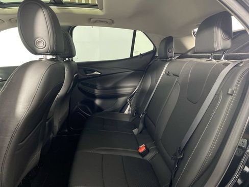 Used 2023 Buick Encore GX Essence w/ Experience Buick Package FWD image 22
