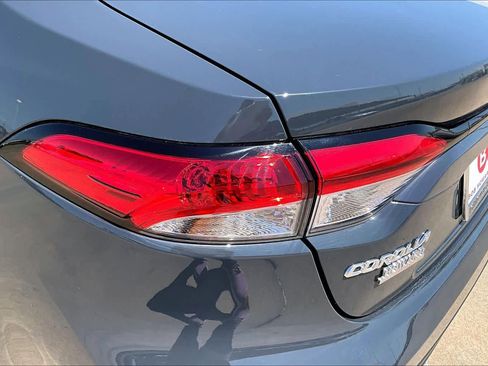 Used 2024 Toyota Corolla LE FWD image 27