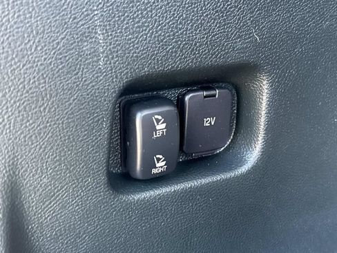 Used 2019 Ford Edge Titanium w/ Equipment Group 301A AWD/4WD image 13