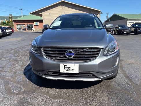 Used 2017 Volvo XC60 T6 Inscription w/ Climate Package AWD/4WD image 3
