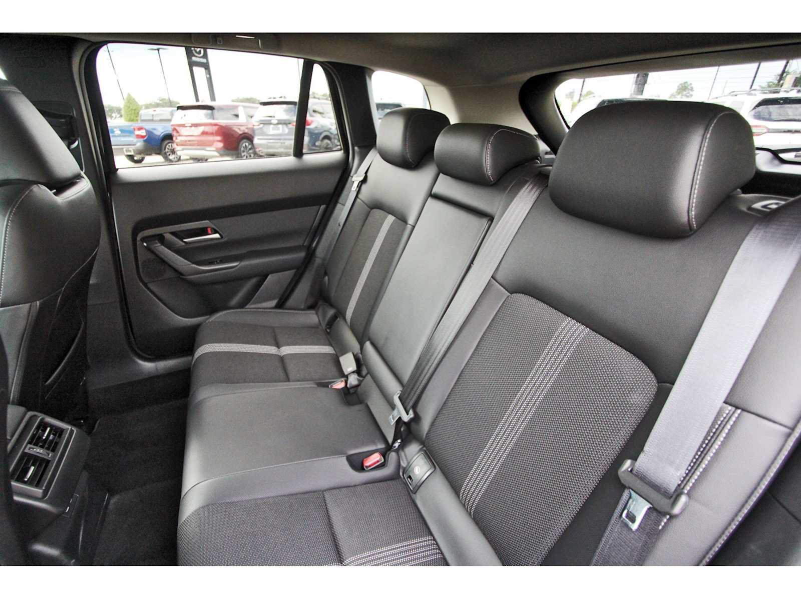Used 2026 MAZDA CX-50 AWD 2.5 S w/ Preferred Pkg image 12
