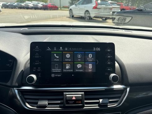 Used 2022 Honda Accord Sport image 17