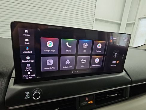 Used 2026 Honda Pilot EX-L image 13