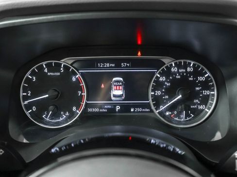 Used 2023 Nissan Rogue SV image 28