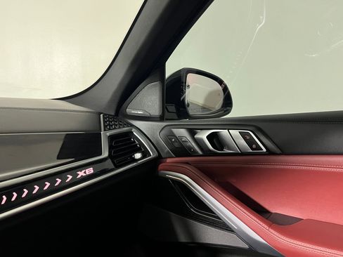 Certified 2024 BMW X6 xDrive40i w/ Executive Package image 32