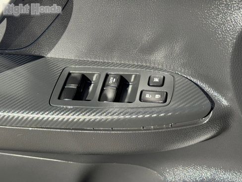 Used 2024 Mitsubishi Eclipse Cross SE image 18