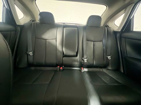 Used 2019 Nissan Sentra SL FWD image 33