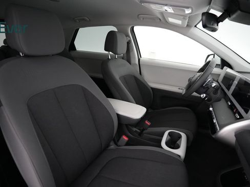 Used 2024 Hyundai Ioniq 5 SEL RWD image 21