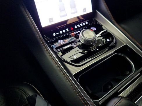 Used 2023 Jeep Grand Wagoneer Series III w/ Quick Order Packagew 28T image 15