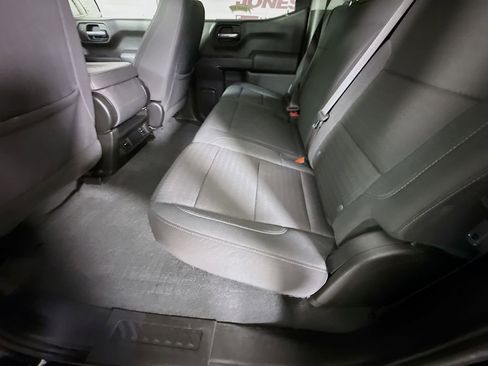 Used 2023 Chevrolet Silverado 1500 Custom Trail Boss image 25