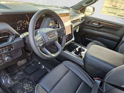 New 2026 GMC Yukon XL Elevation image 3