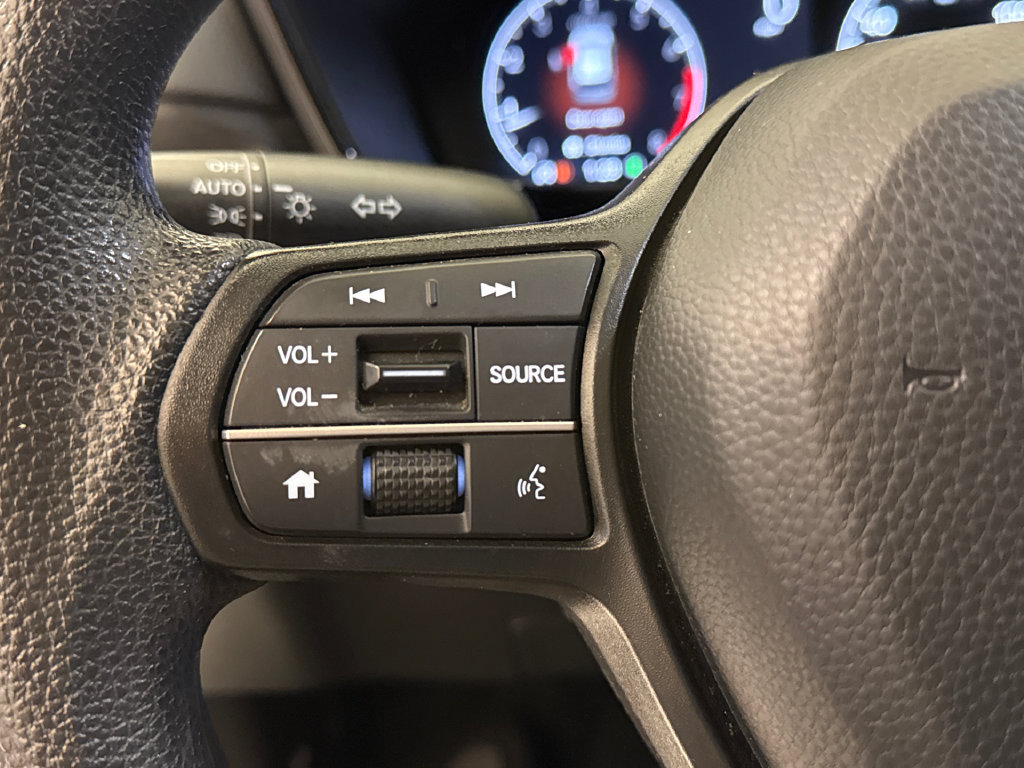 Certified 2025 Honda CR-V EX image 30