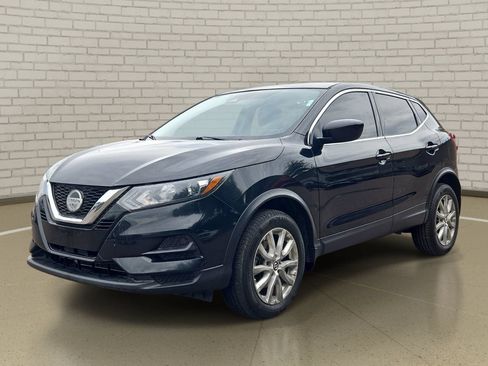 Used 2021 Nissan Rogue Sport S FWD image 1