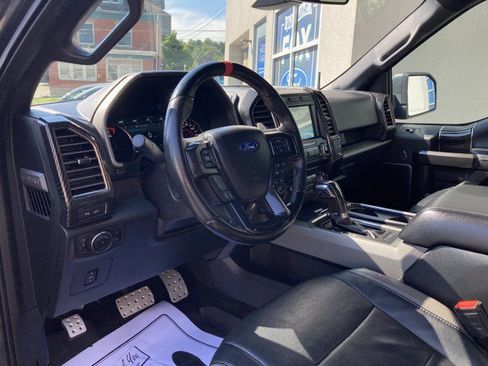 Used 2018 Ford F150 Raptor w/ Equipment Group 802A Luxury AWD/4WD image 30