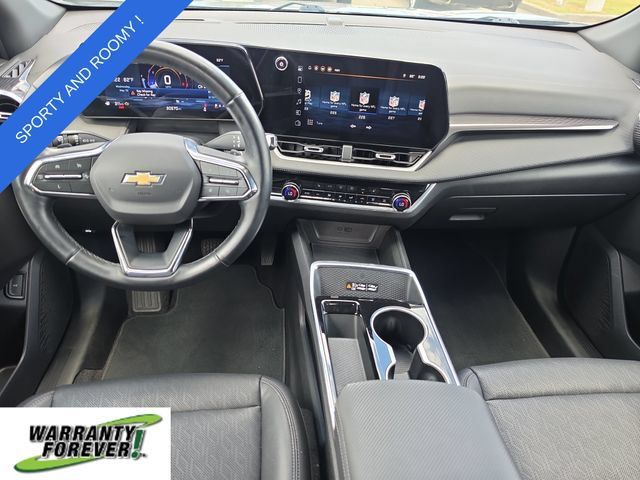 Used 2025 Chevrolet Equinox LT w/ Convenience Package II FWD image 8