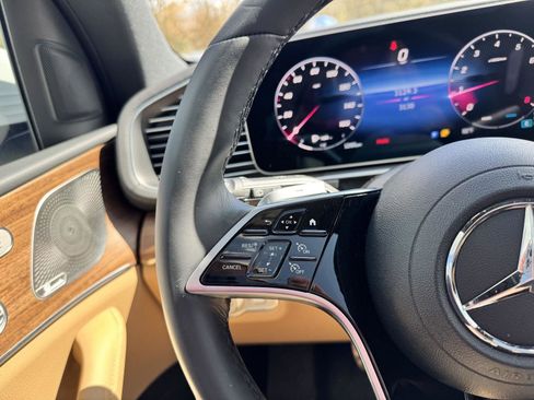 Certified 2026 Mercedes-Benz GLE 350 4MATIC image 11