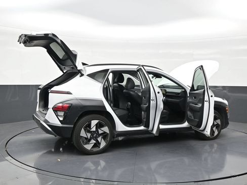 Used 2024 Hyundai Kona Limited FWD image 28