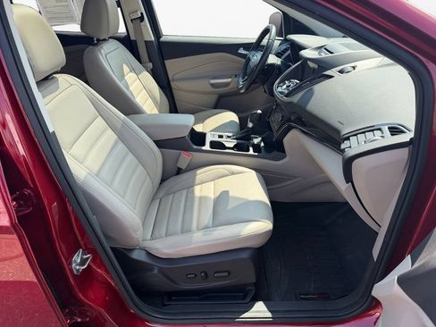 Used 2017 Ford Escape Titanium AWD/4WD image 10