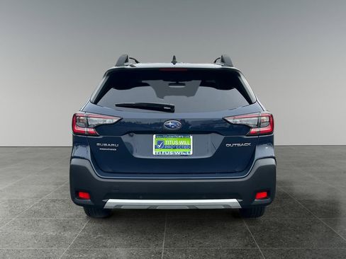 Used 2025 Subaru Outback Limited image 6