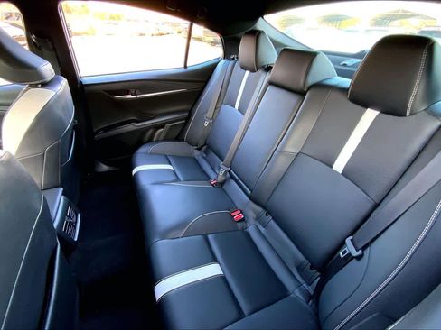 Used 2025 Toyota Camry SE w/ Multimedia Upgrade Package image 20