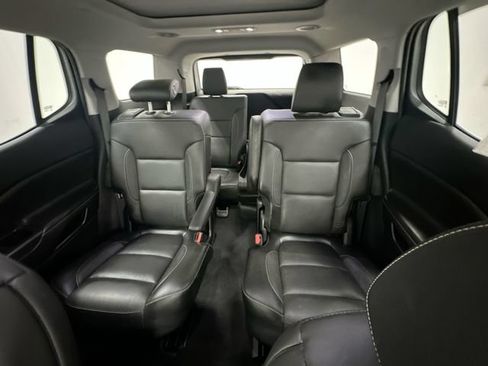 Used 2019 GMC Acadia SLT AWD/4WD image 26