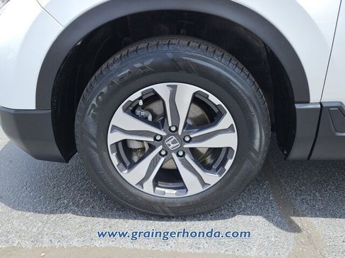 Used 2019 Honda CR-V LX image 9
