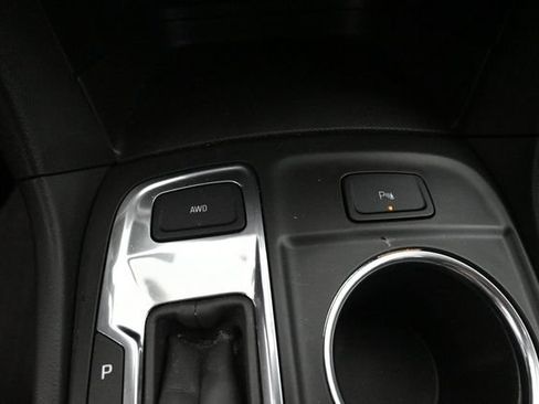 Used 2023 Chevrolet Equinox LT AWD/4WD image 28