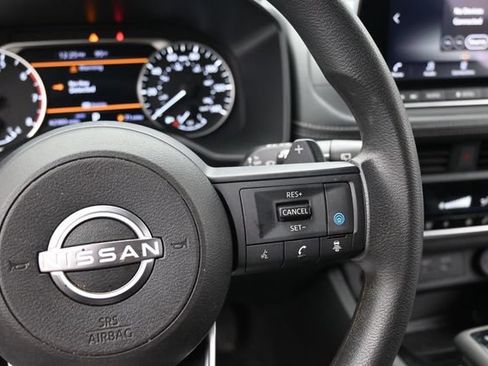 Used 2024 Nissan Rogue SV AWD/4WD image 22
