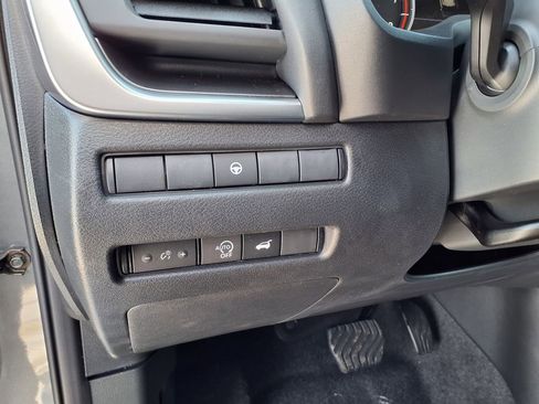 New 2026 Nissan Rogue SV image 38