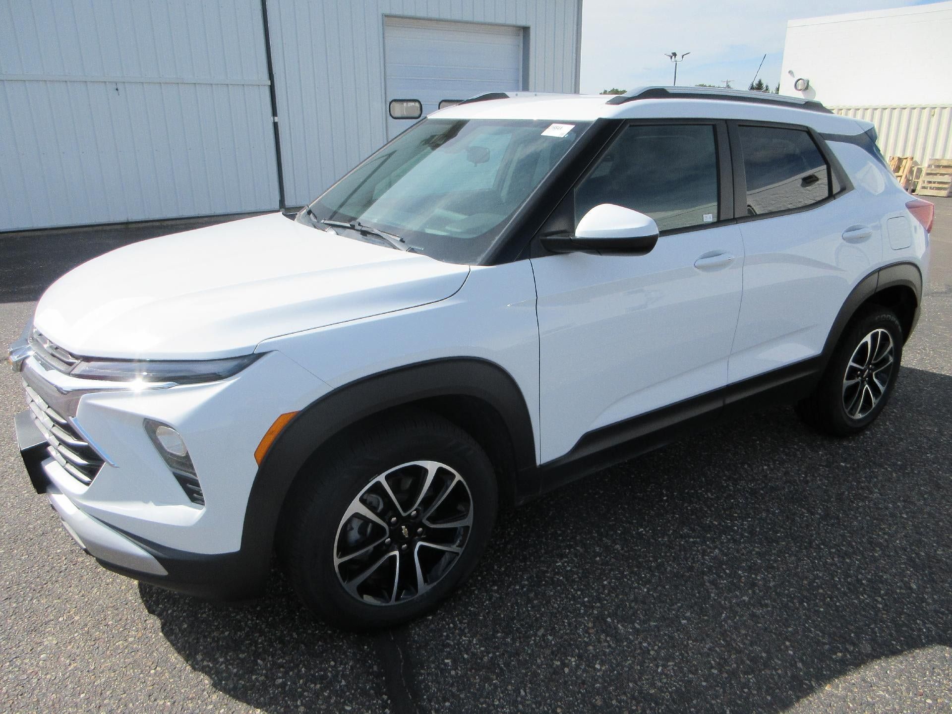 Certified 2024 Chevrolet TrailBlazer LT AWD/4WD image 1