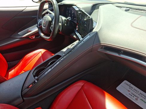 Used 2022 Chevrolet Corvette Stingray Coupe w/ Z51 Performance Package RWD image 12