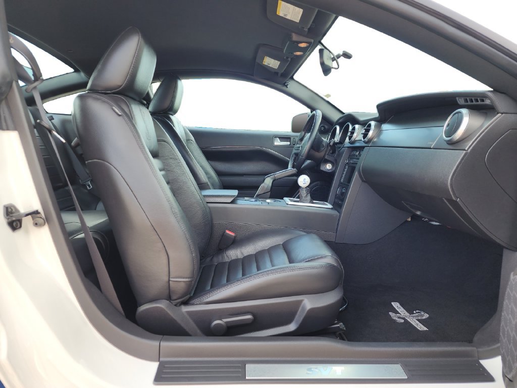 Used 2008 Ford Mustang Shelby GT500 RWD image 16